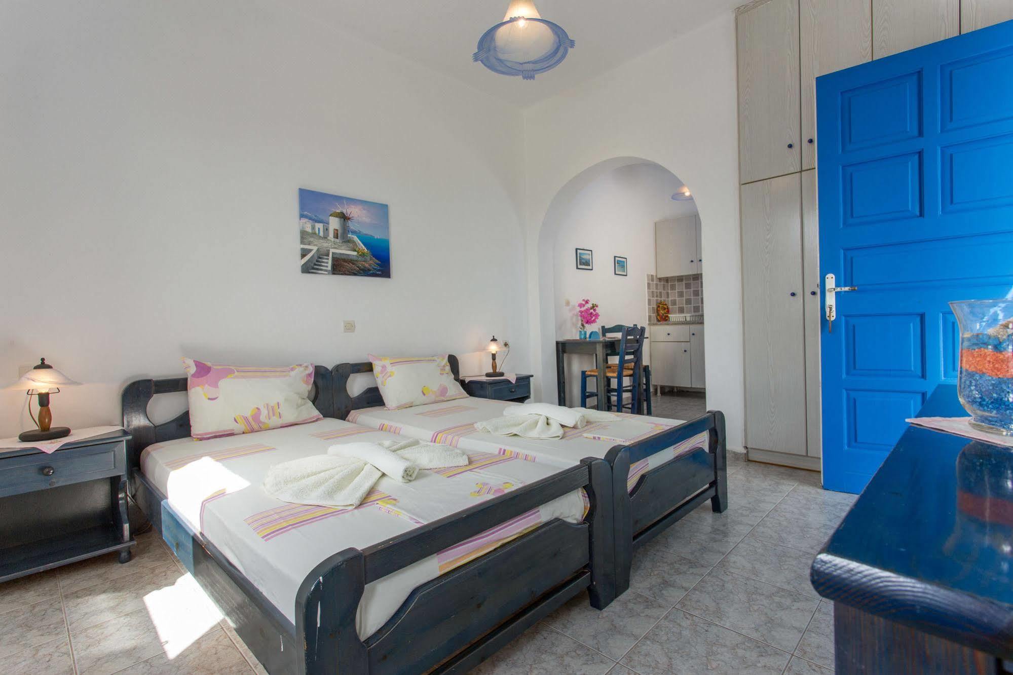 Firoa Studios دونوسا المظهر الخارجي الصورة